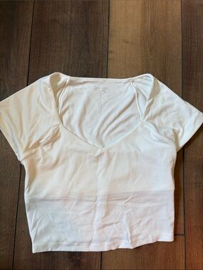Aerie White V-Neck Women's Crop Top